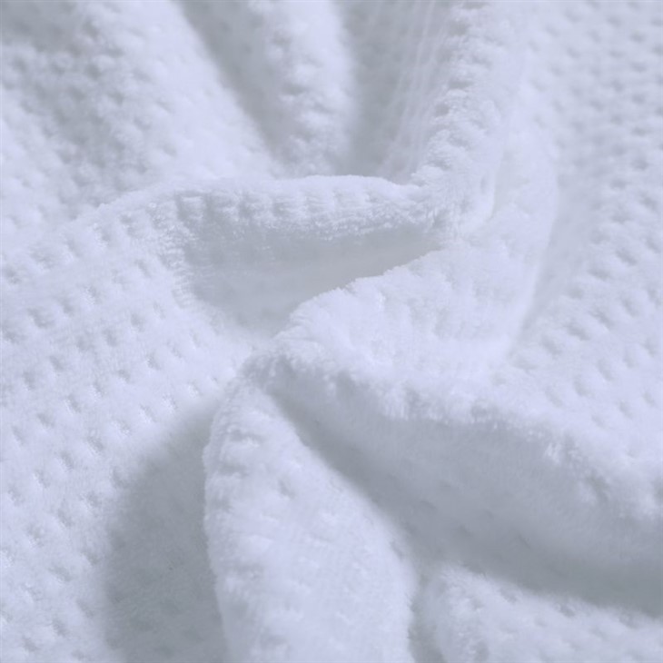 Cut Pile Checkered Bathrobes manufacturers