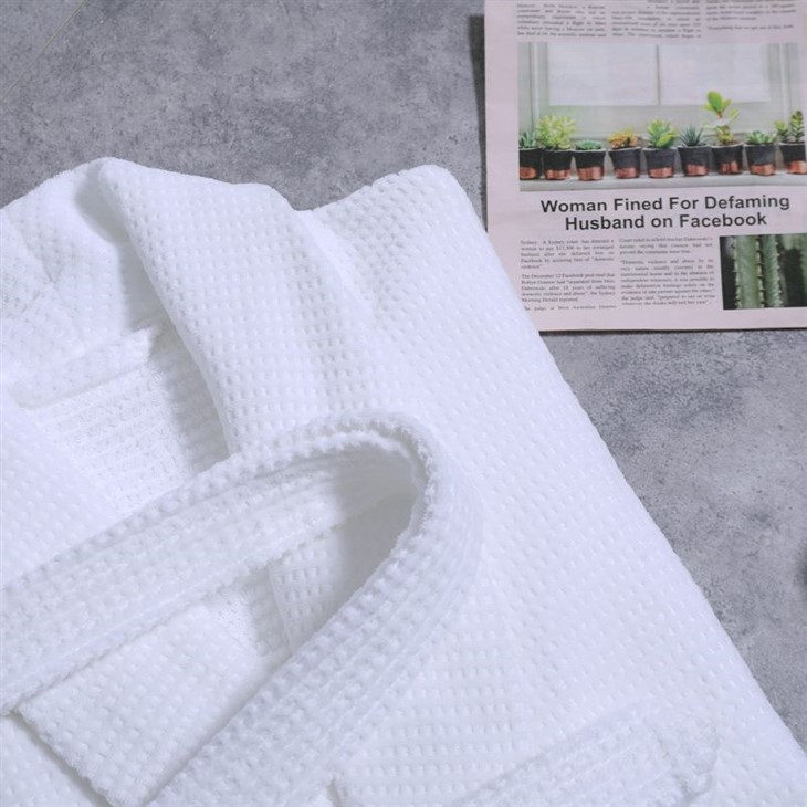 Cut Pile Checkered Bathrobes factory